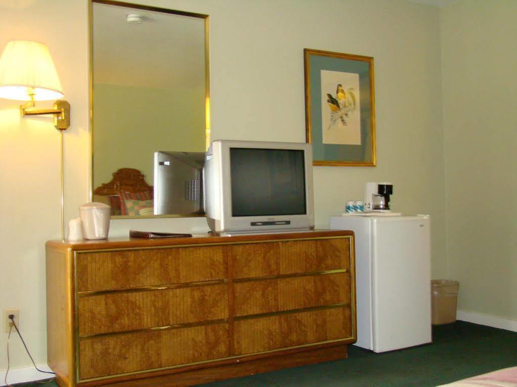 Happy Trails Motel Ludlow Eksteriør billede